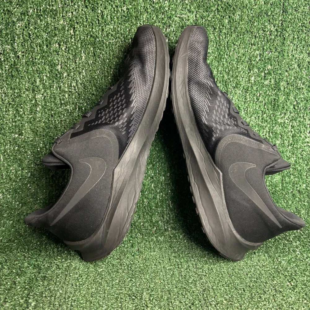 Nike Zoom Winflo 6 Triple Black Running Mesh Athletic Sneaker Black Mens Size 13